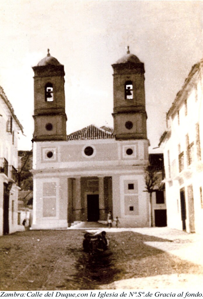 Campanario dos torres